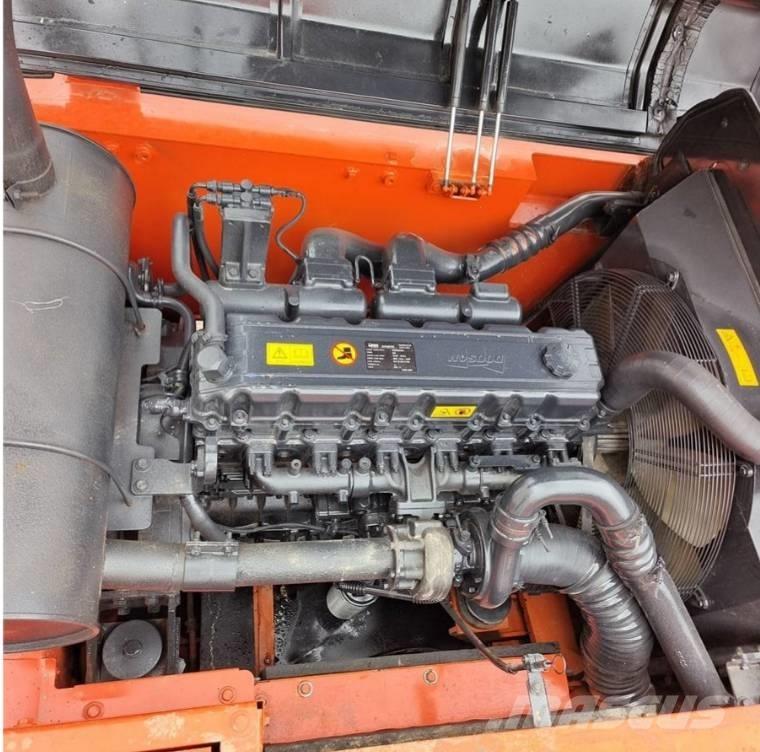 Doosan DX 340 LC Lánctalpas kotrók