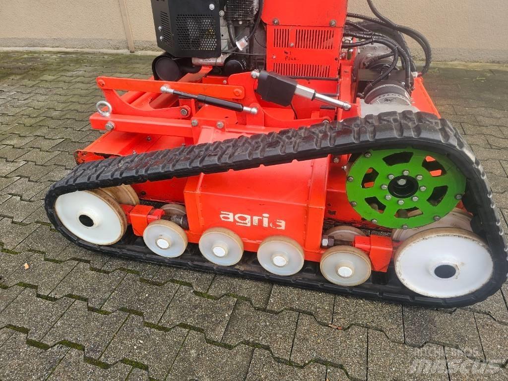 Agria 9600-112 Vontatott pázsitnyírók