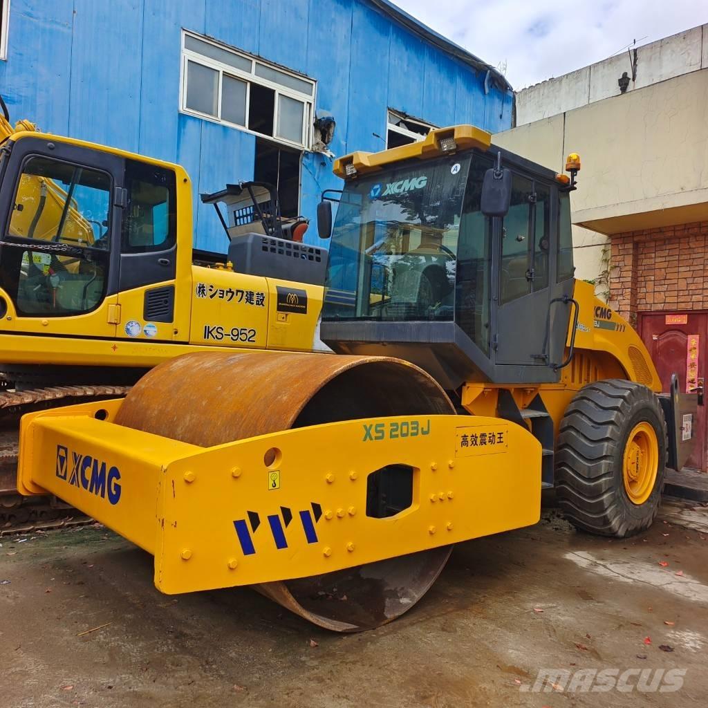 XCMG XS 203 J Egydobos hengerek