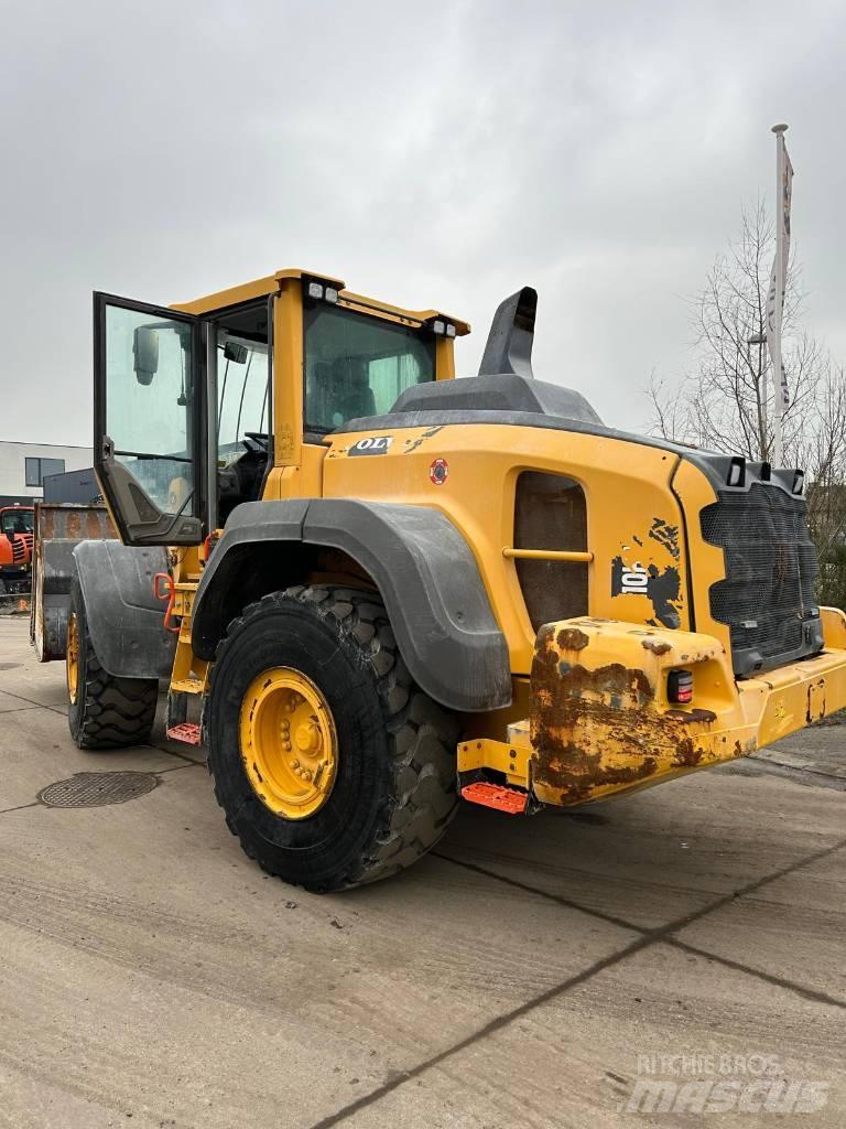 Volvo L 110 H Gumikerekes homlokrakodók