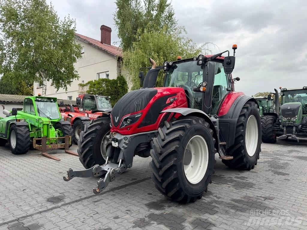 Valtra T234 VERSU Traktorok