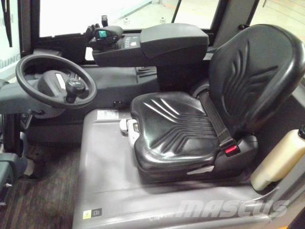 Jungheinrich EFG 220 Elektromos targoncák