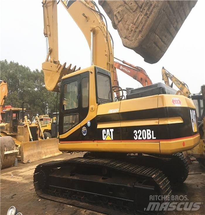 CAT 320 B L Lánctalpas kotrók