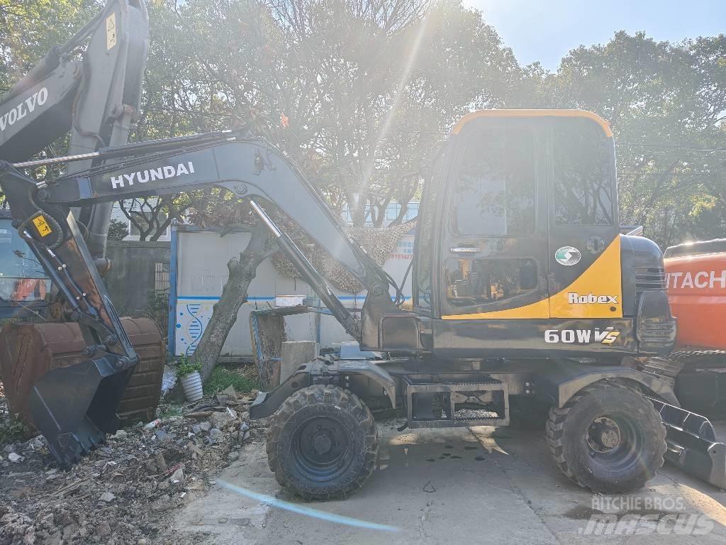 Hyundai Robex 60 W Gumikerekes kotrók