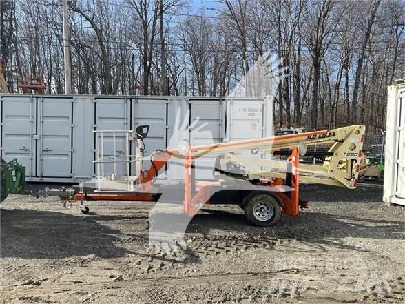JLG T350 Pótkocsira szerelt emelők és állványok
