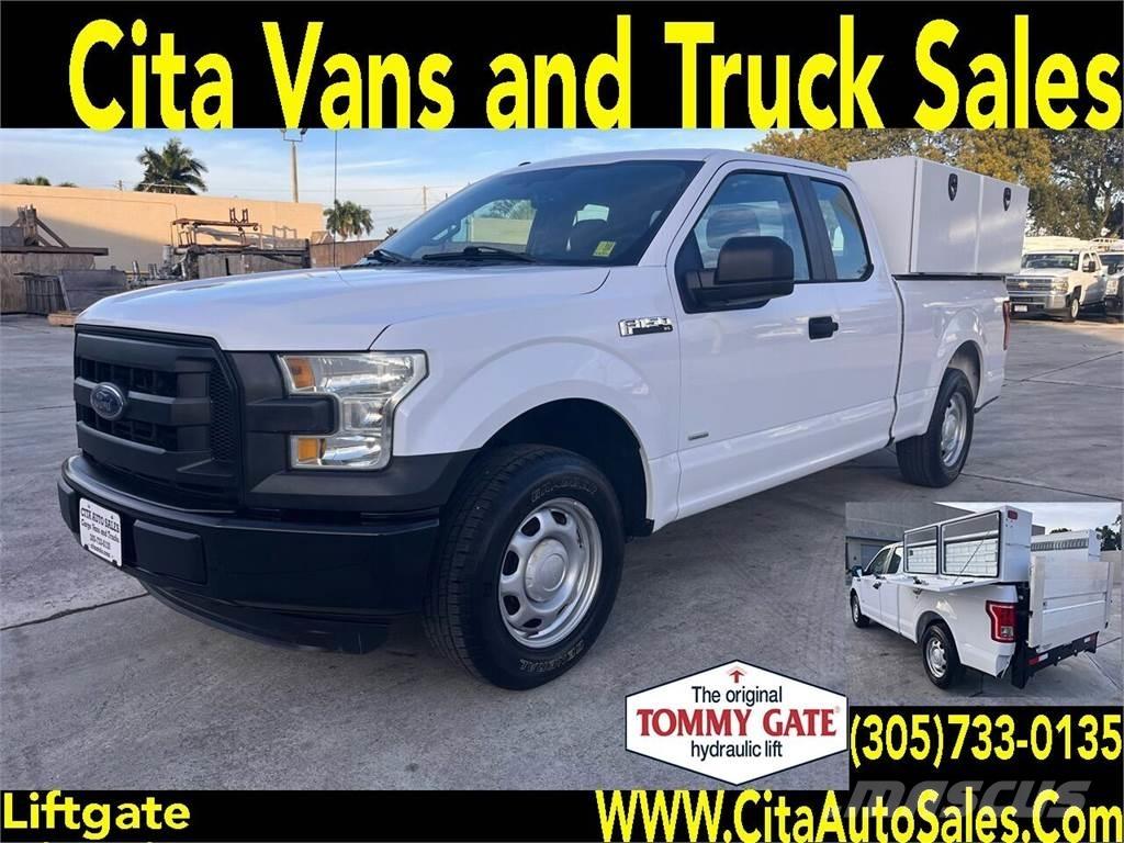 Ford F-150 Kis teherszállító/Platós kocsi