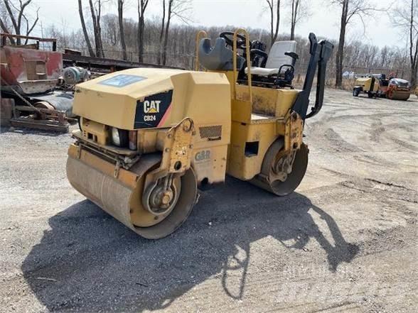 CAT CB24 Egydobos hengerek