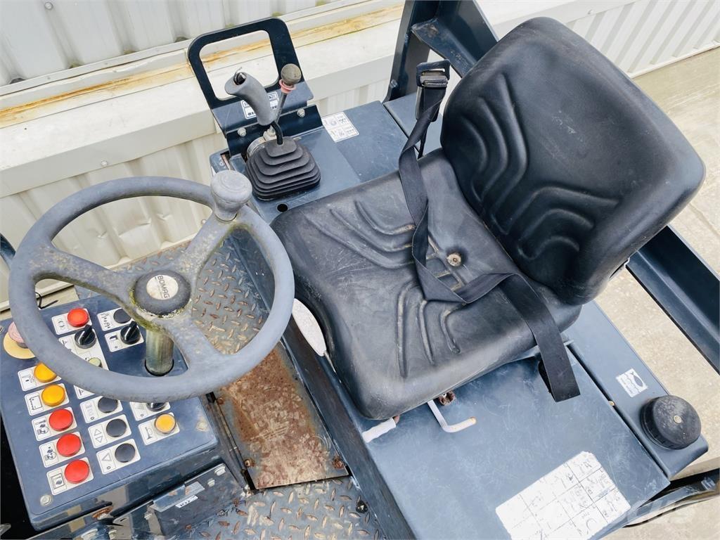 Bomag BW135AD Ikerdobos hengerek