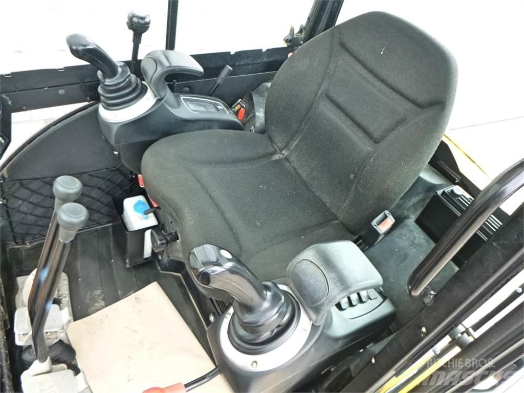 JCB 8026CTS Mini kotrók < 7t