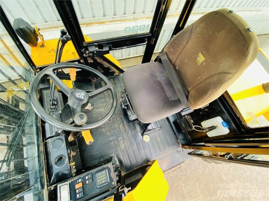JCB 930RTFL Építőipar - Egyebek