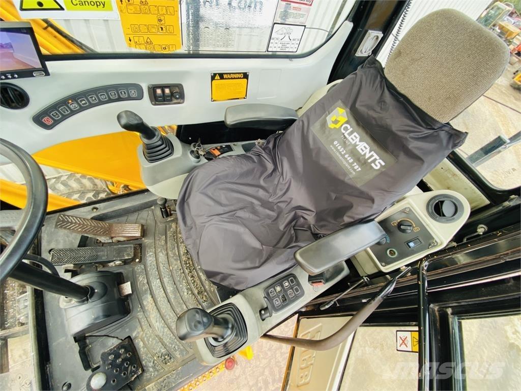 JCB JS160W Lánctalpas kotrók