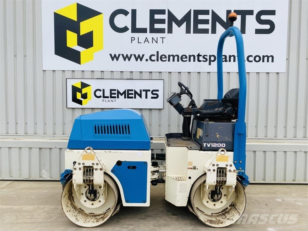 Terex TV1200 Ikerdobos hengerek