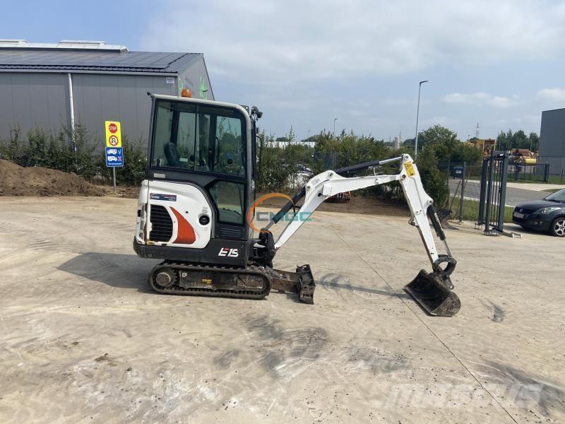 Bobcat E19 Gumikerekes kotrók