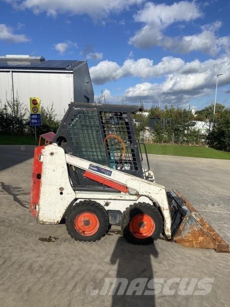 Bobcat S 70 Gumikerekes homlokrakodók
