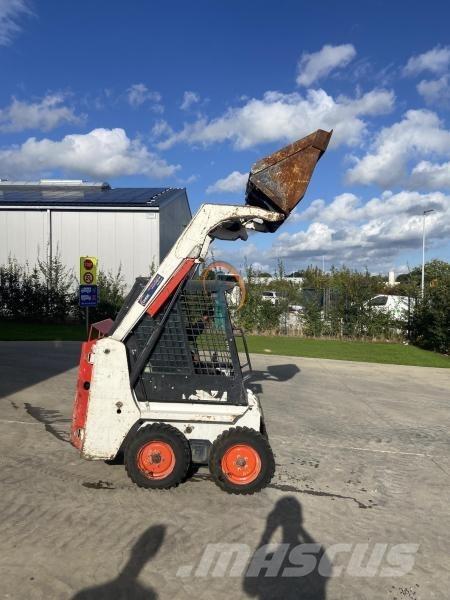 Bobcat S 70 Gumikerekes homlokrakodók