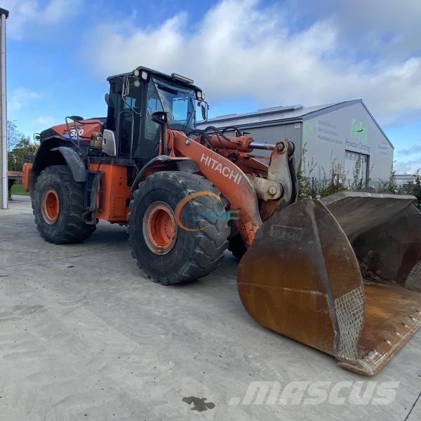 Hitachi ZW310 Gumikerekes homlokrakodók