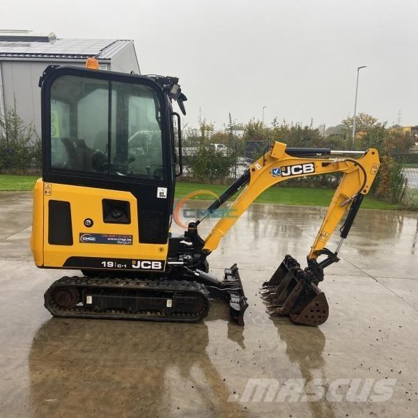 JCB 19C1 Gumikerekes kotrók