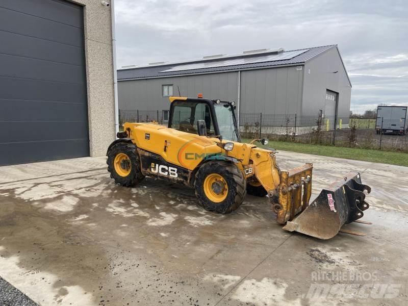 JCB 525.60 Teleszkópos rakodók