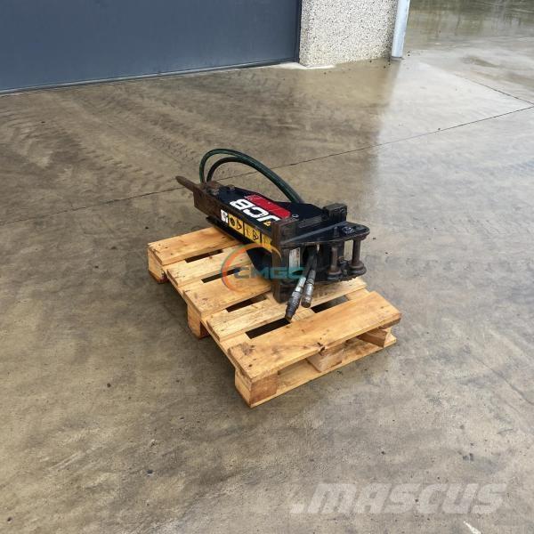 JCB HM012T Fejtőgépek