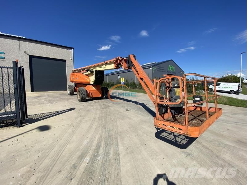 JLG 1250AJP Karos emelők