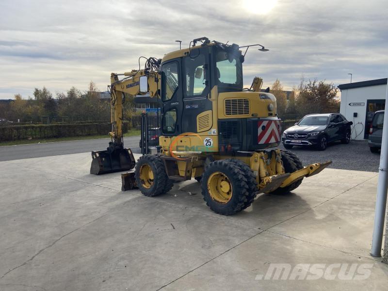 Komatsu PW98 Gumikerekes kotrók