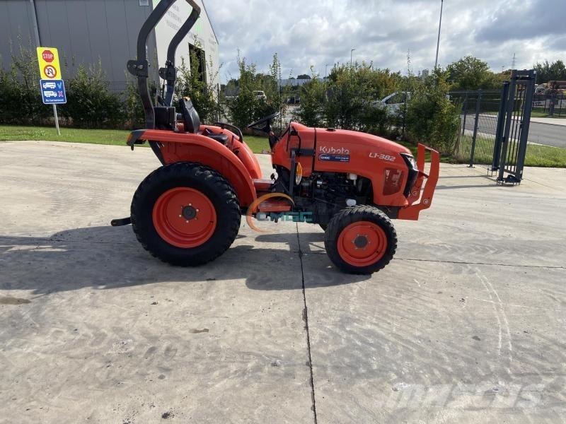 Kubota L1-382 Traktorok