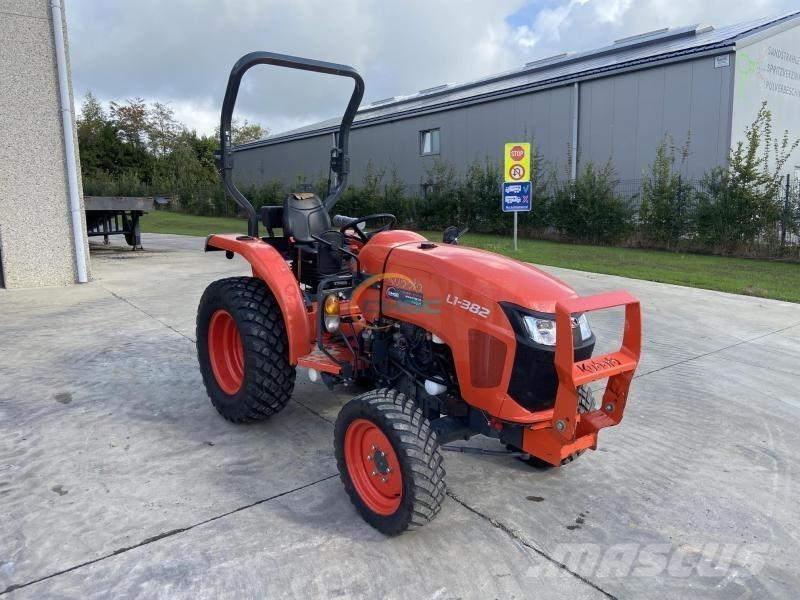 Kubota L1-382 Traktorok