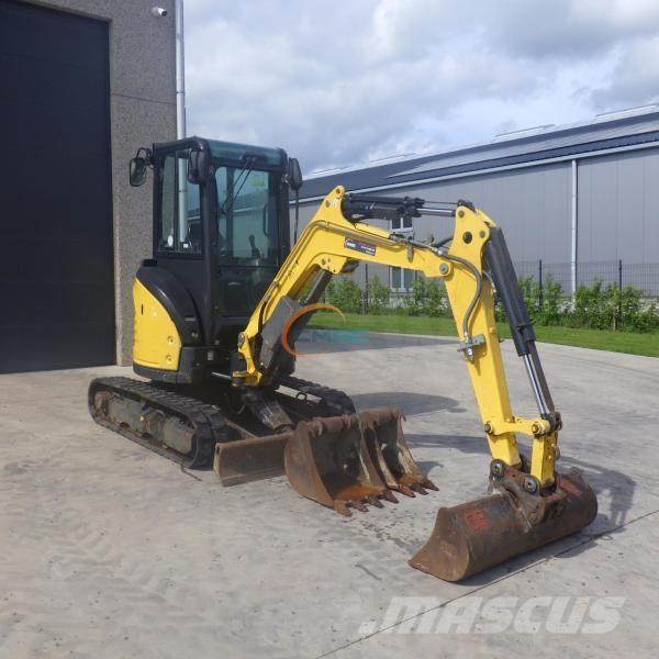 Yanmar VIO 26-6 Gumikerekes kotrók