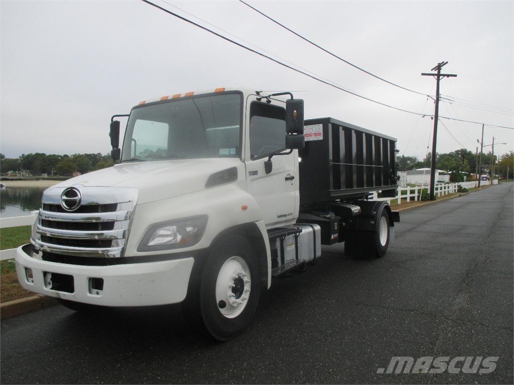 Hino 268 Horgos rakodó teherautók