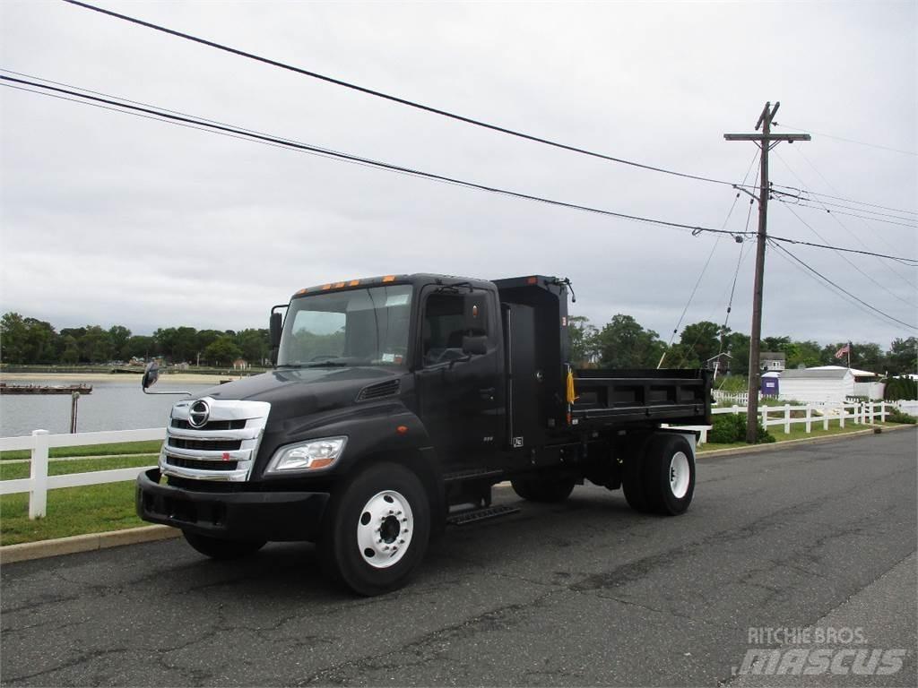 Hino 338 Billenő teherautók
