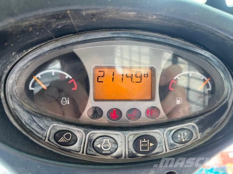 Bobcat T590 HF Mini homlokrakodók