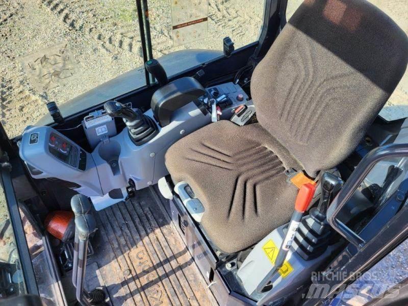 Kubota U27-4 Mini kotrók < 7t