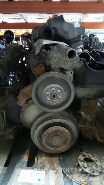 Bell B25B Motorok
