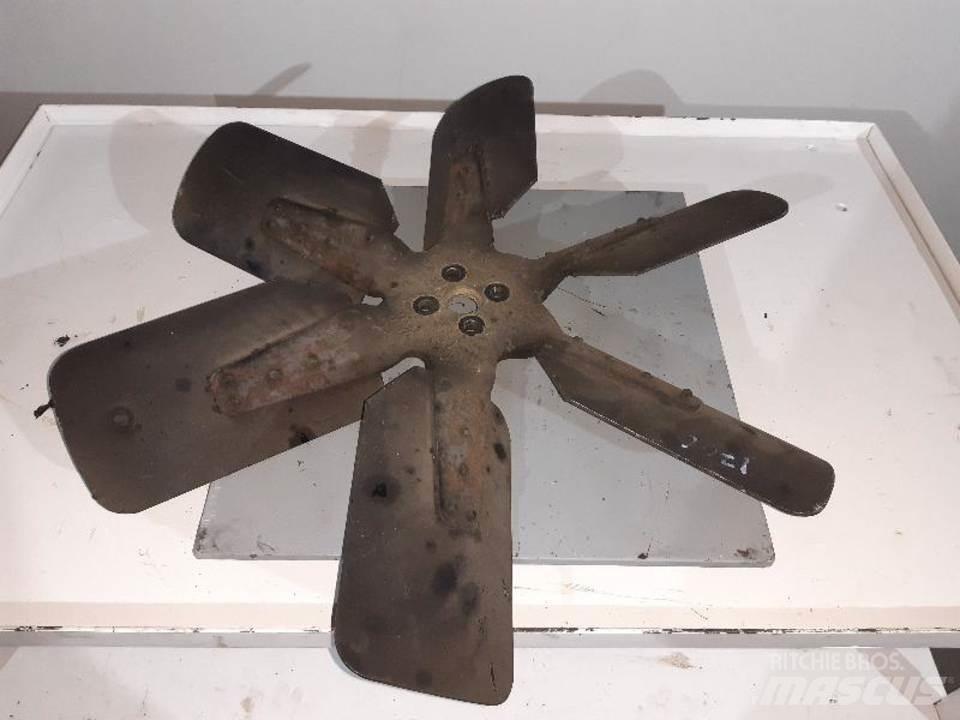 CASE 1188 Motorok