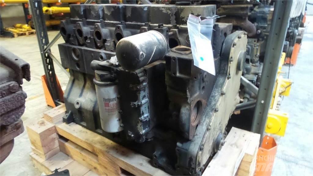 CASE 1288 Motorok