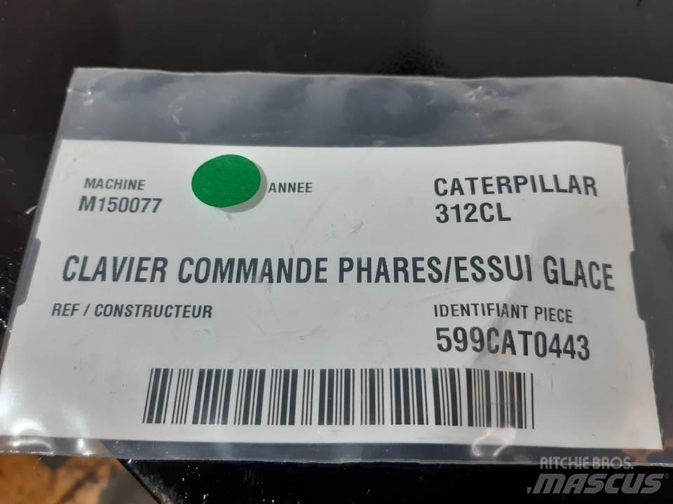 CAT 312CL Vezetőfülke és belső tartozékok