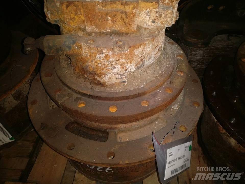 CAT 320 Váltók