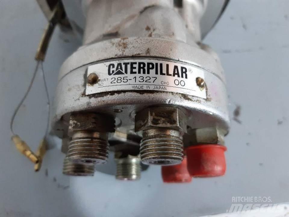 CAT 345C Vezetőfülke és belső tartozékok