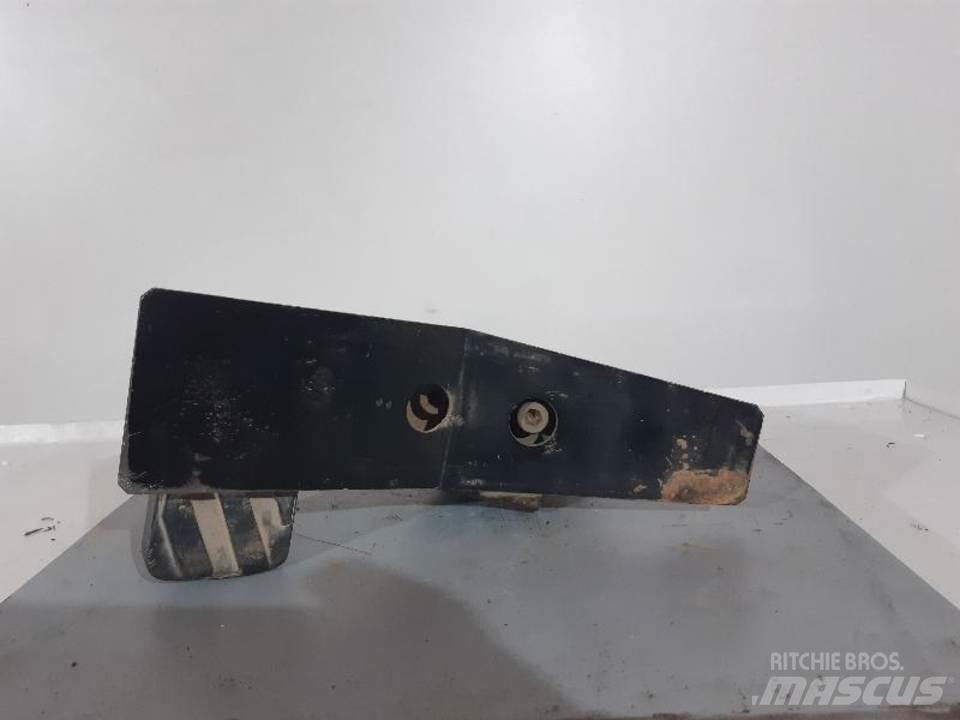 CAT 350 Vezetőfülke és belső tartozékok