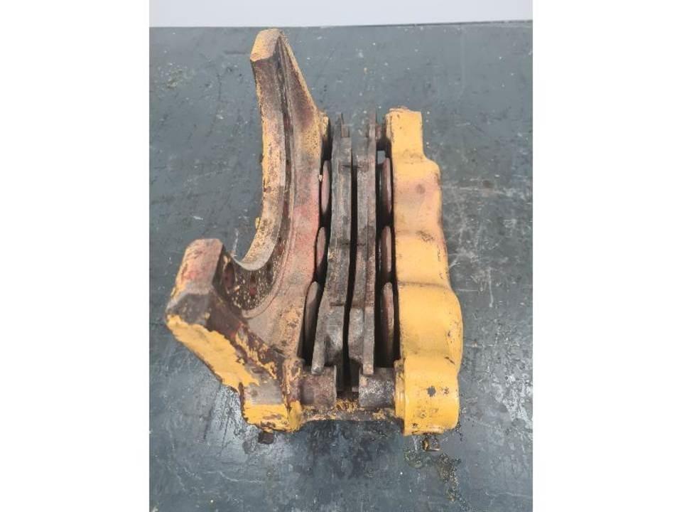 CAT 730 Váltók