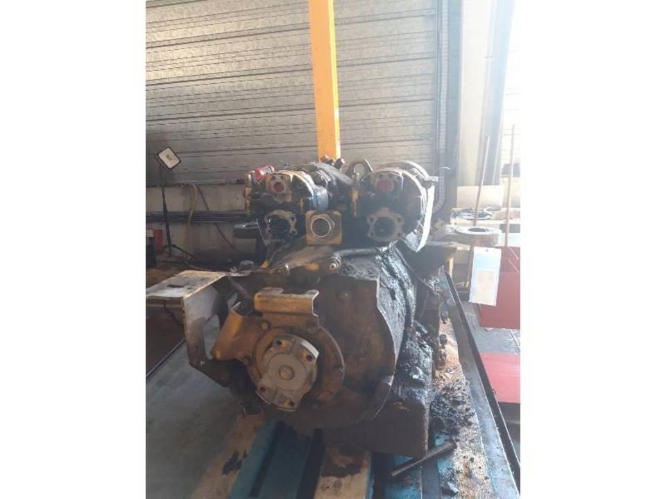 CAT 730 Váltók