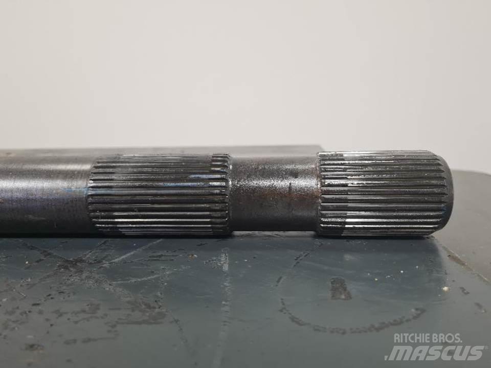 CAT 735 Váltók