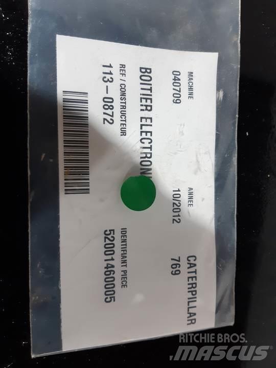 CAT 769 Vezetőfülke és belső tartozékok