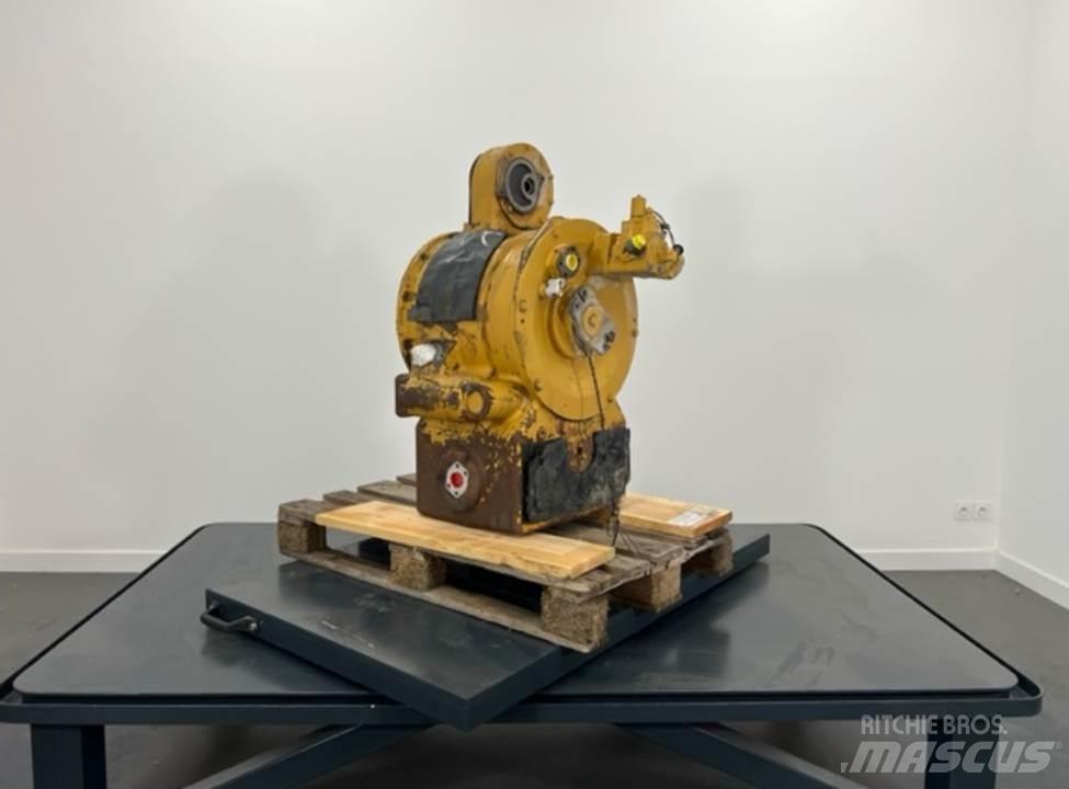 CAT 770 Váltók