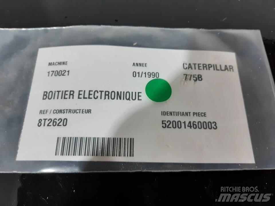 CAT 775B Vezetőfülke és belső tartozékok