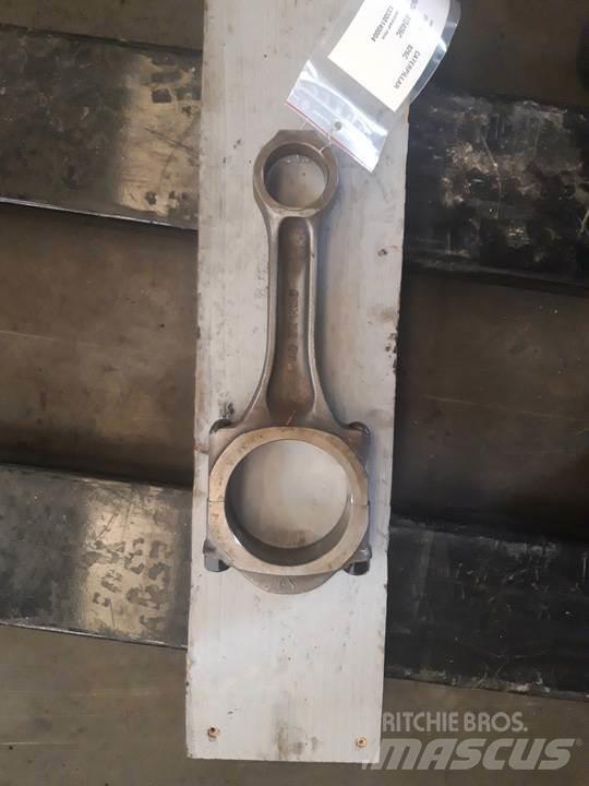 CAT 826C Motorok