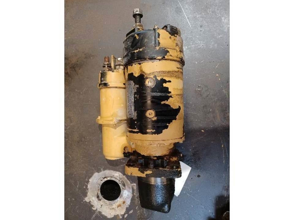 CAT 953C Motorok