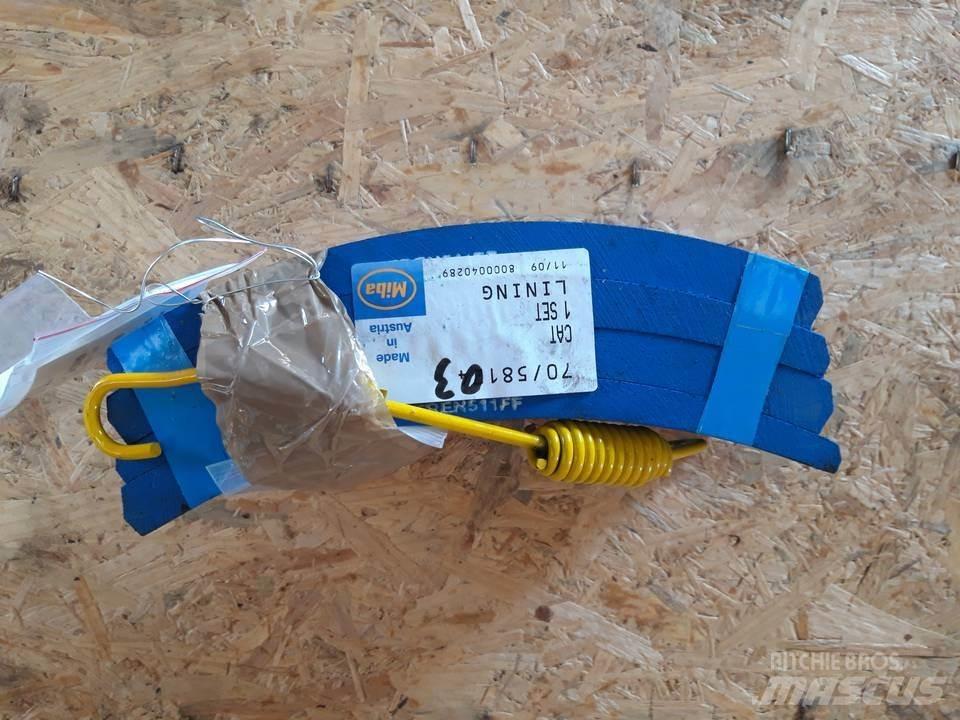 CAT 966D Lánctalpak, láncok és futóművek