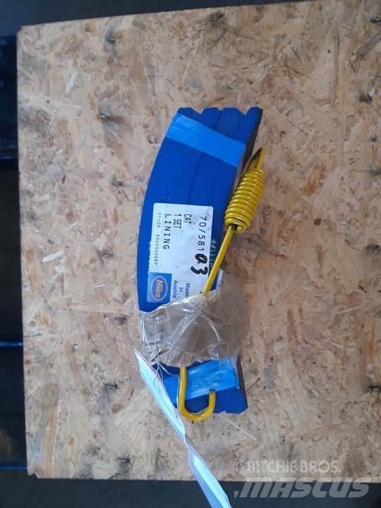 CAT 966D Lánctalpak, láncok és futóművek