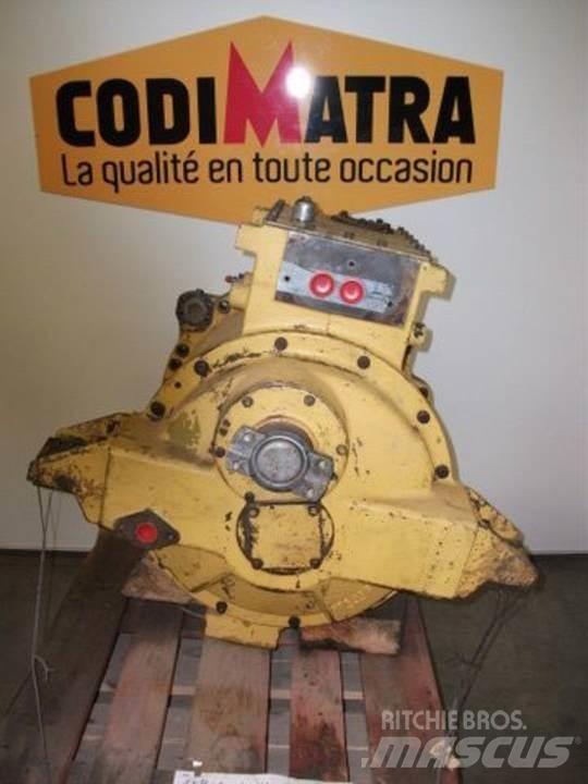 CAT 988B Váltók